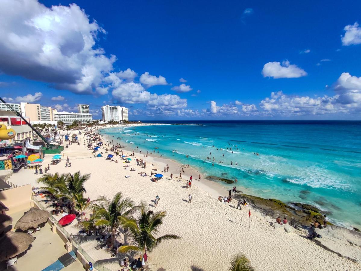 Paradise Beachfront & Nightlife Heart Cancún Exterior foto