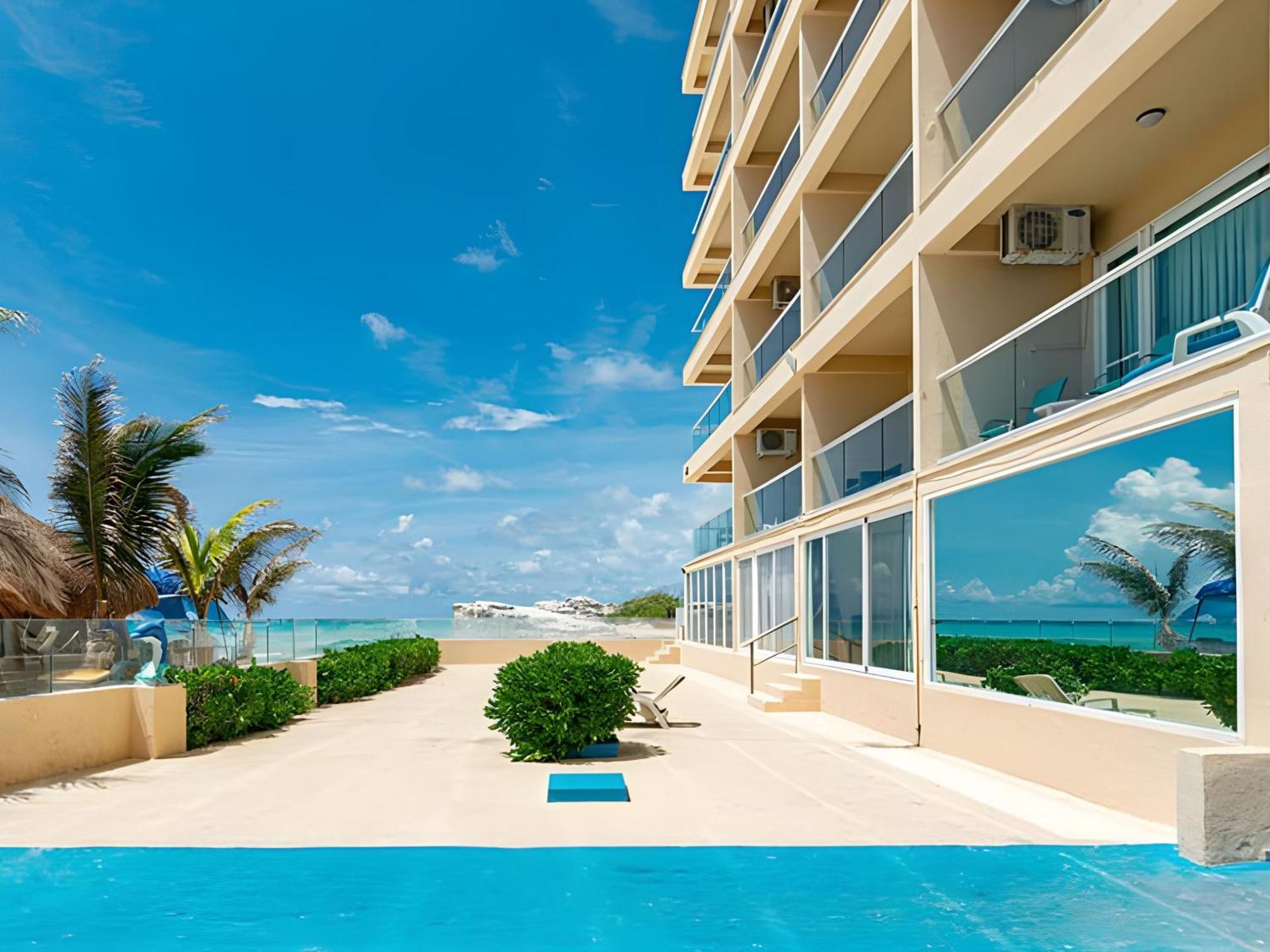 Paradise Beachfront & Nightlife Heart Cancún Exterior foto